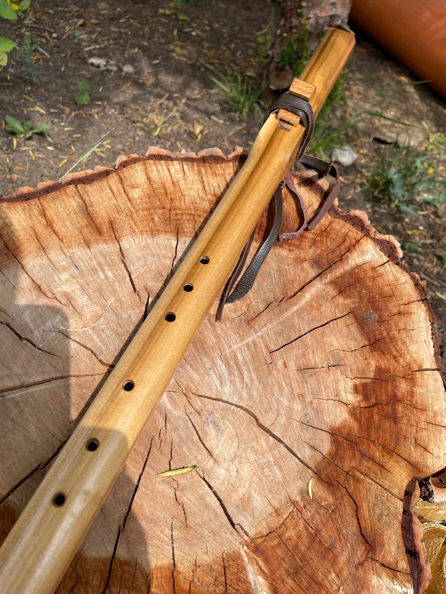 Native American Style Flute
Tulip wood and Red Grandis E 432hz (Available now)