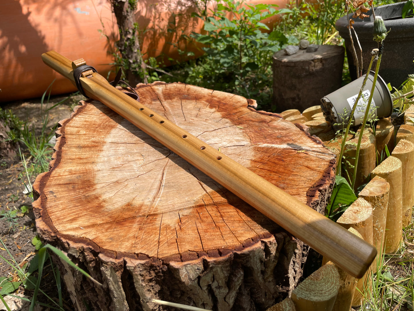 Native American Style Flute
Tulip wood and Red Grandis E 432hz (Available now)