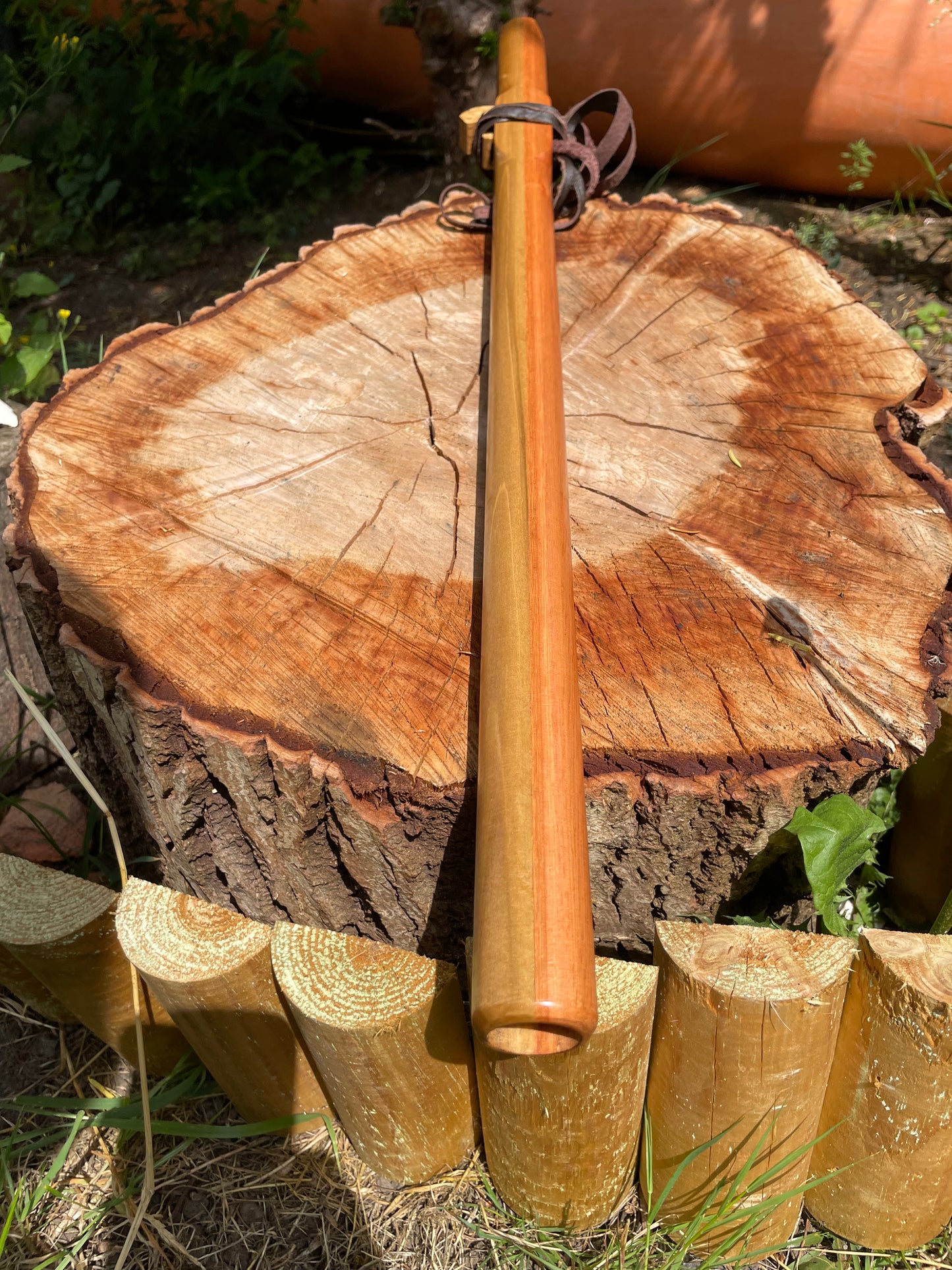 Native American Style Flute
Tulip wood and Red Grandis E 432hz (Available now)