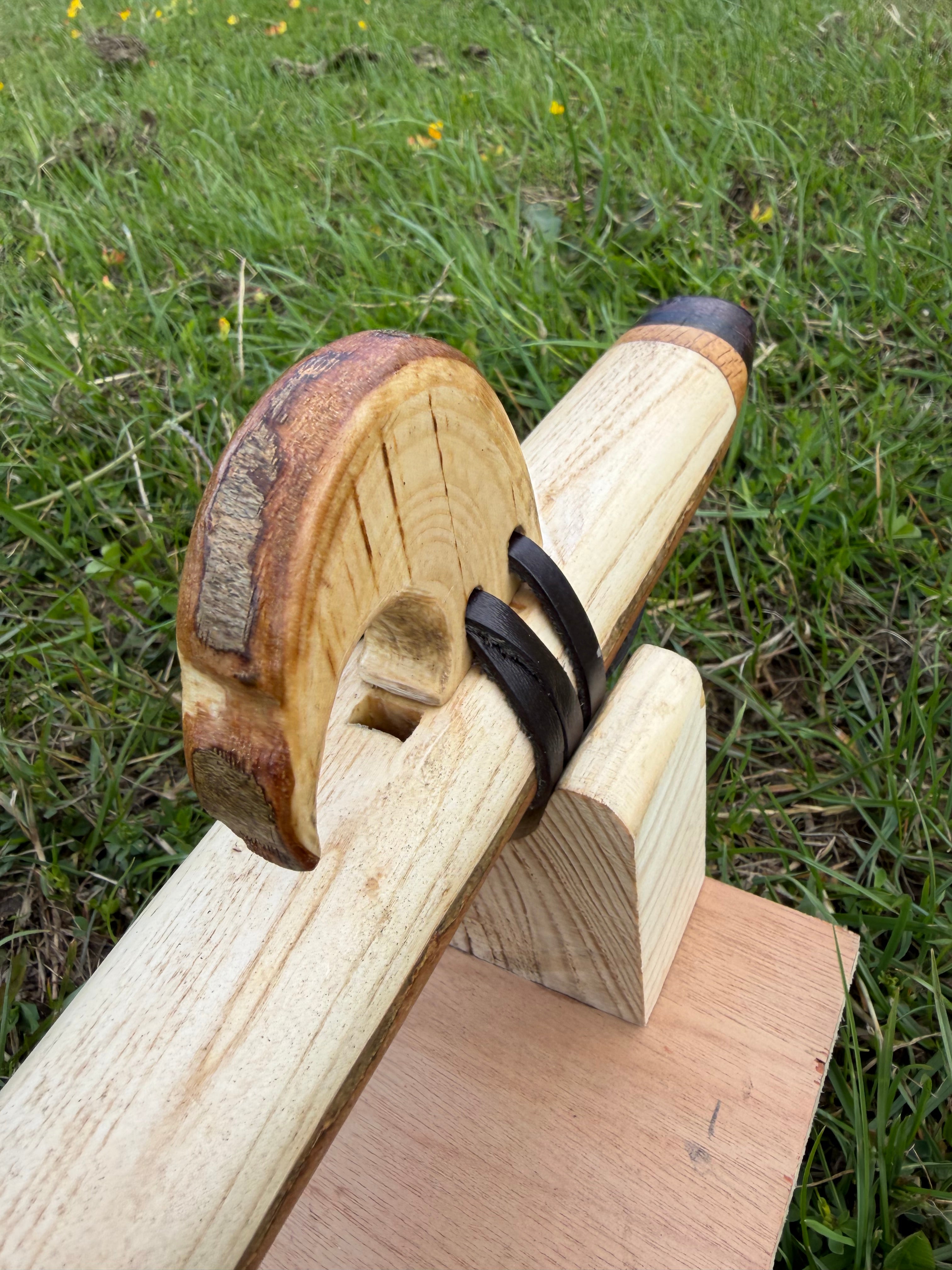 Custom Signature Available now! Handcrafted Native Style branch Flute (Key of F#) Ash wood