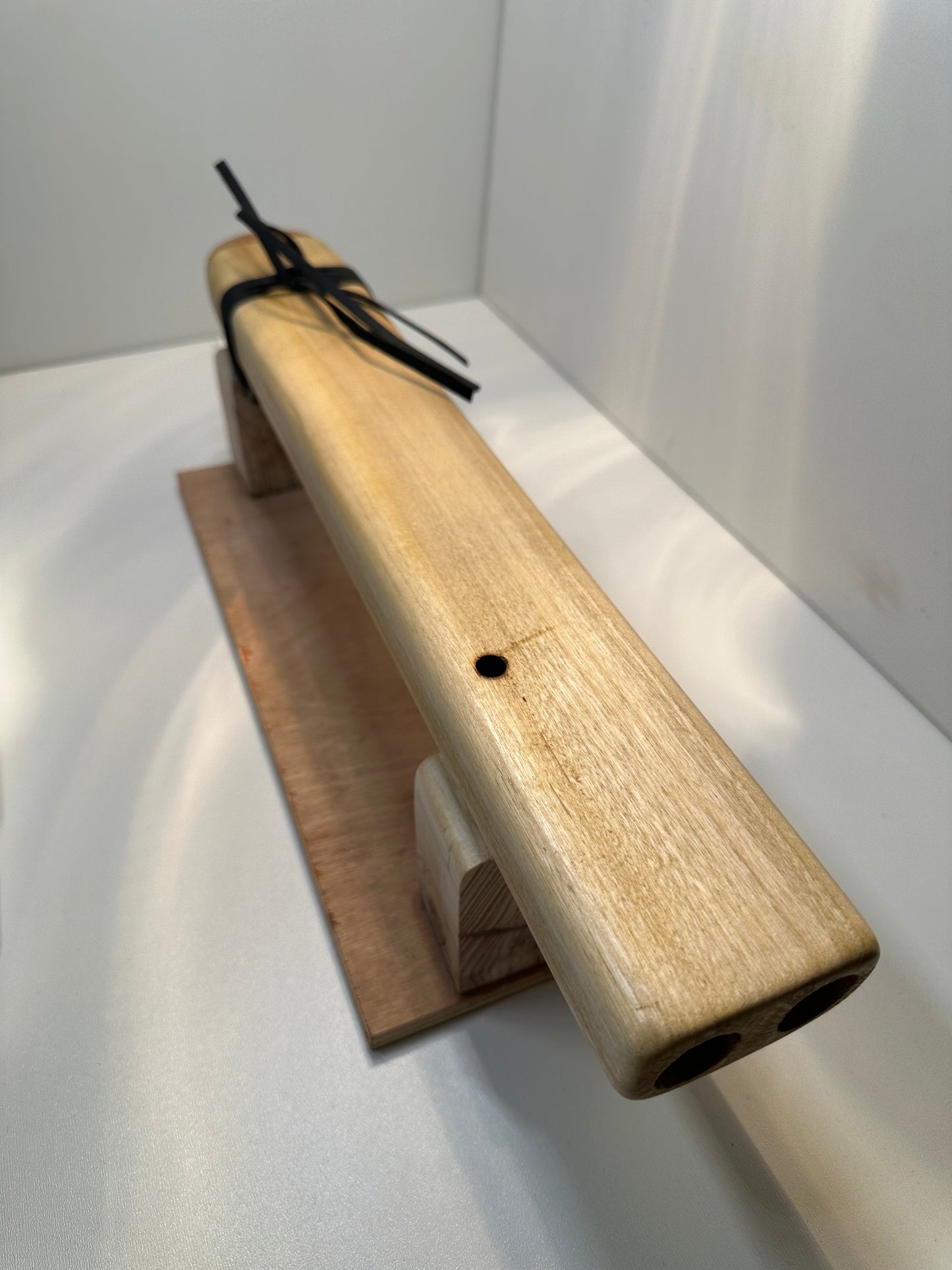 Native American Style Drone Flute Tulip wood & Mahogany Am 432hz (Available now)