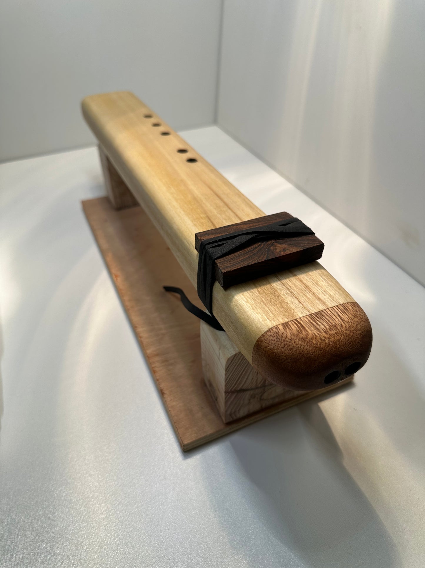 Native American Style Drone Flute Tulip wood & Mahogany Am 432hz (Available now)