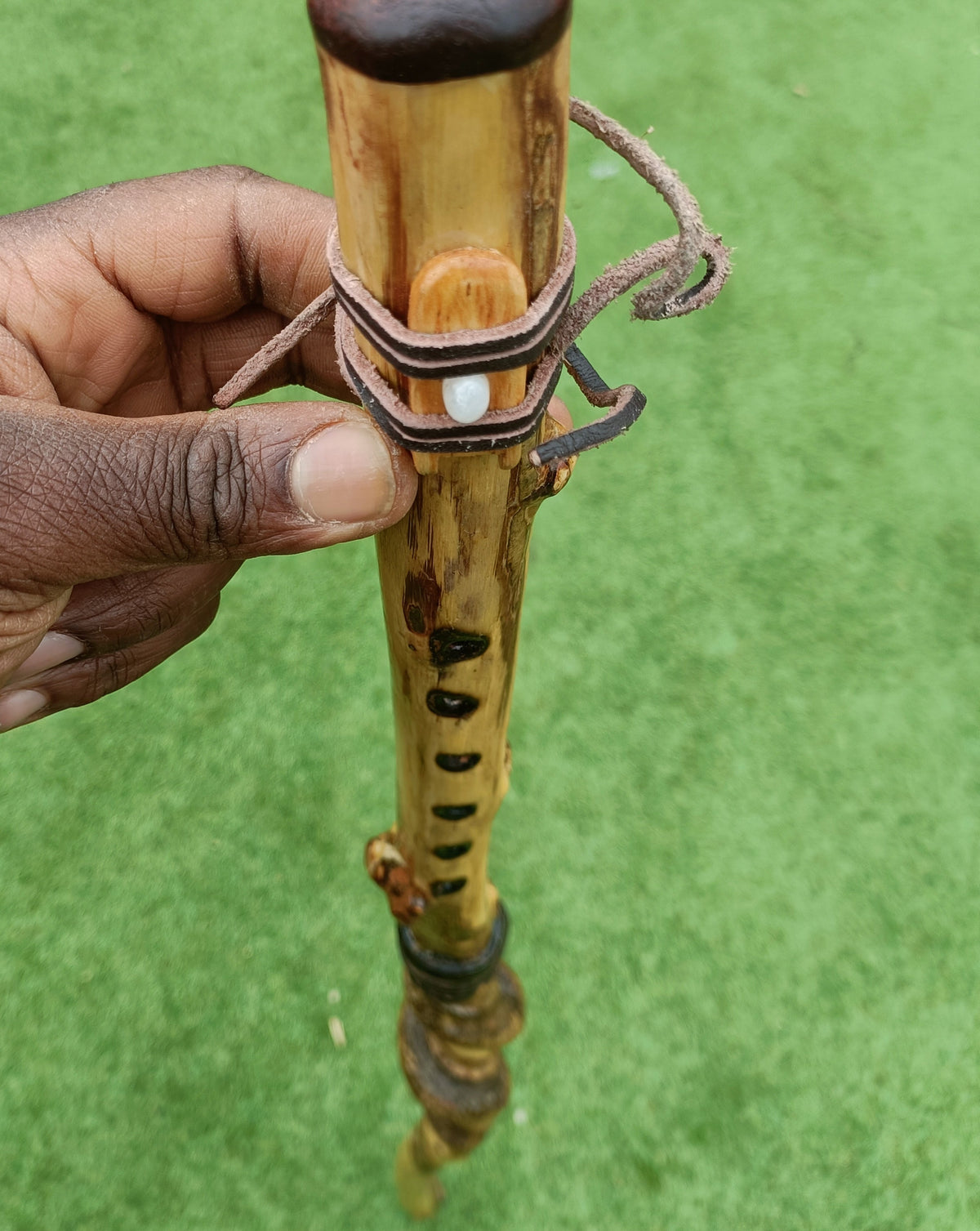- Druid Staff Style Branch Flute - In the key of A 432hz